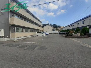 伊勢川島駅 徒歩12分 2階の物件外観写真